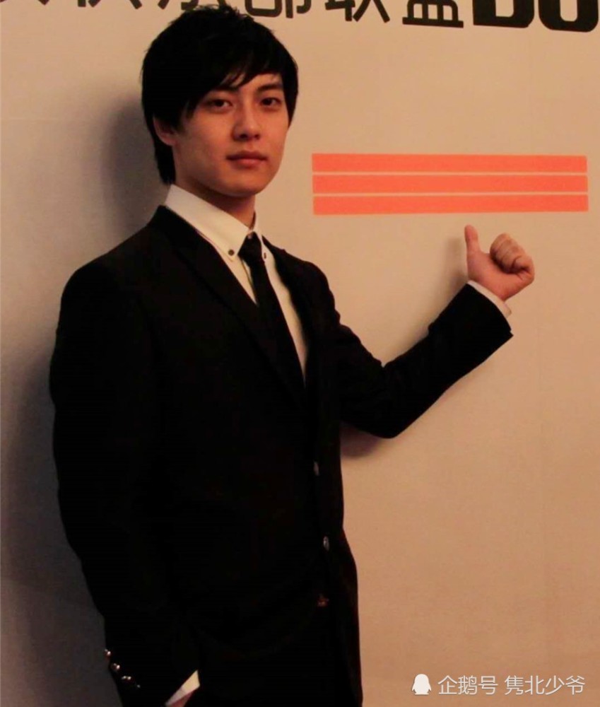 包含JackeyLove新星问鼎冠军表现惊艳，独行侠未来可期！的词条